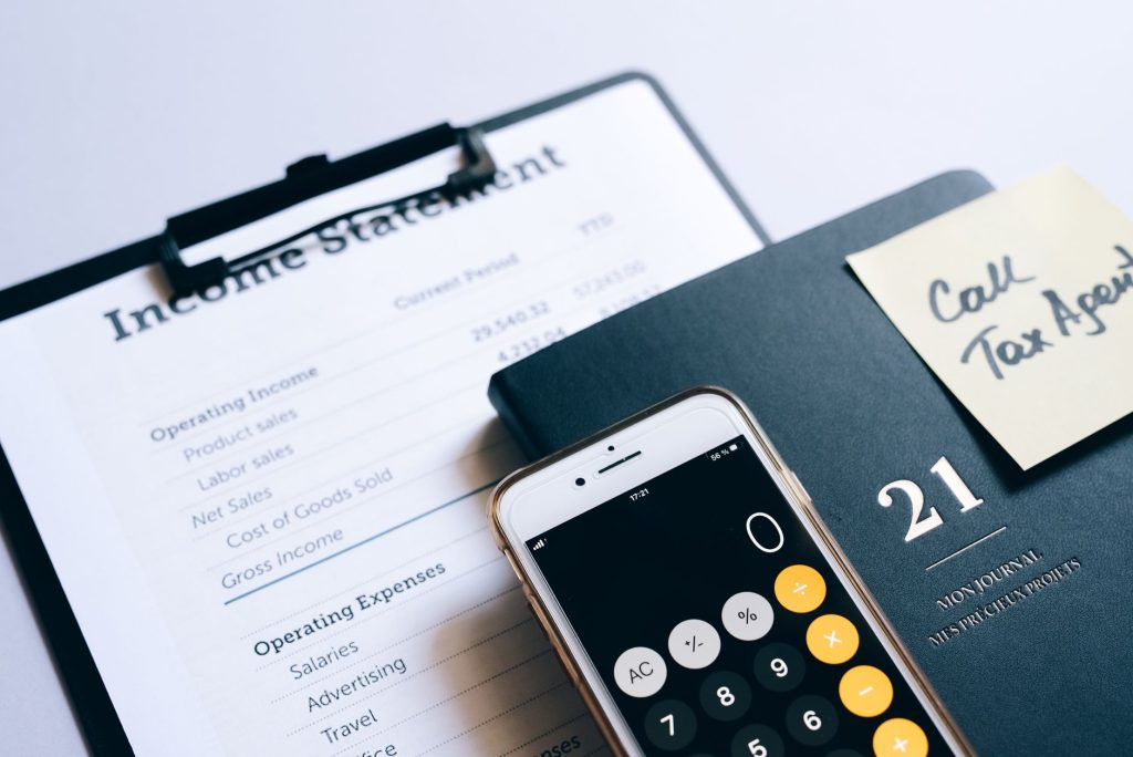 Documents de declaration et calculatrice pour verifier les cases