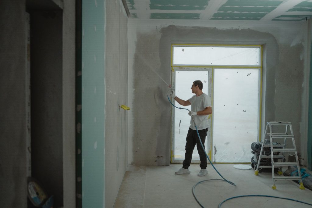 Travaux de rénovation intérieure dans un logement locatif, dépense déductible au régime réel